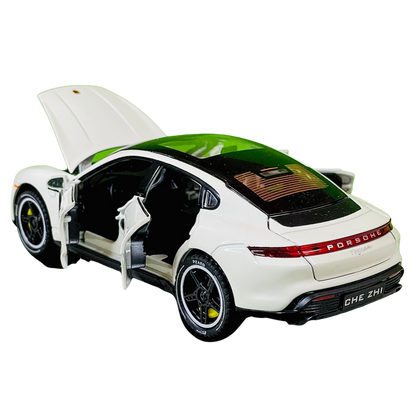 Porschee 1:32 Die Cast Metal Model Car White